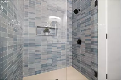 3128 SW Cascade Dr, Portland, OR 97205 - Photo 33