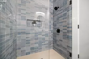 3128 SW Cascade Dr, Portland, OR 97205 - Photo 33