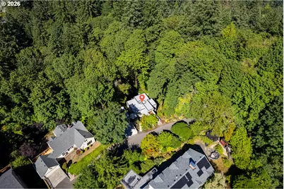 3128 SW Cascade Dr, Portland, OR 97205 - Photo 39