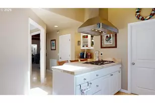 911 Midland Way, Brookings, OR 97415 - Photo 7