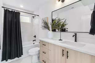 8206 SW 46th Ave, Portland, OR 97219 - Photo 15