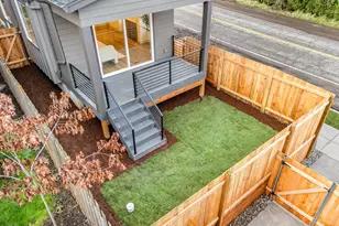 8206 SW 46th Ave, Portland, OR 97219 - Photo 11