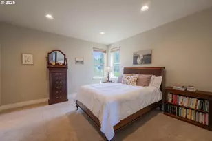 1202 SE Yarrow Ave, Madras, OR 97741 - Photo 3