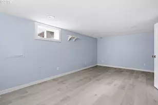 5724 NE 60th Ave, Portland, OR 97218 - Photo 27