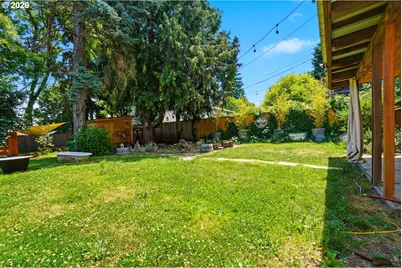 5724 NE 60th Ave, Portland, OR 97218 - Photo 35