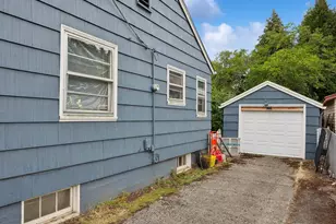 2323 SE 70th Ave, Portland, OR 97215 - Photo 29