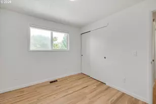 12450 SW Bell Ct, Tigard, OR 97223 - Photo 17