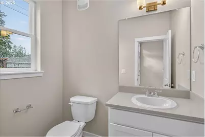 9602 SE 74th Ave, Milwaukie, OR 97222 - Photo 5