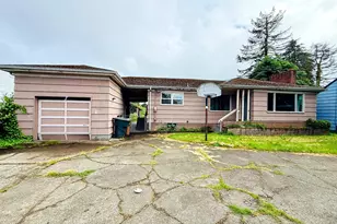 2827 Ocean Beach Hwy, Longview, WA 98632 - Photo 1