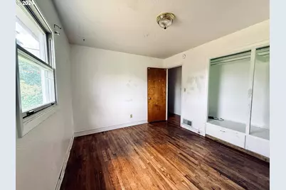 2827 Ocean Beach Hwy, Longview, WA 98632 - Photo 13