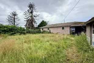 2827 Ocean Beach Hwy, Longview, WA 98632 - Photo 31