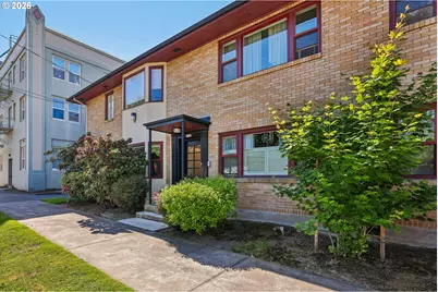 2120 NE Halsey St #31, Portland, OR 97232 - Photo 3