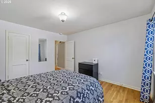 2120 NE Halsey St, Portland, OR 97232 - Photo 21