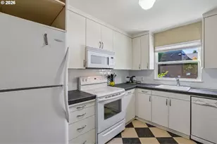 2120 NE Halsey St, Portland, OR 97232 - Photo 13