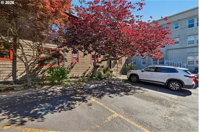 2120 NE Halsey St #31, Portland, OR 97232 - Photo 27