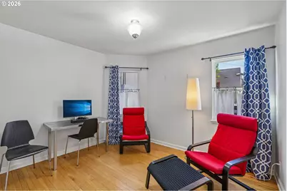2120 NE Halsey St #31, Portland, OR 97232 - Photo 17