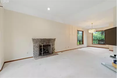 10125 SW 72nd Ave, Tigard, OR 97223 - Photo 11