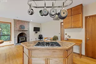 10125 SW 72nd Ave, Tigard, OR 97223 - Photo 9