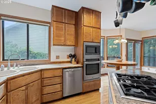 10125 SW 72nd Ave, Tigard, OR 97223 - Photo 5