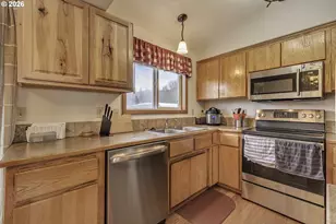 807 NE Sherman St, Sheridan, OR 97378 - Photo 7