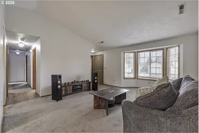 807 NE Sherman St, Sheridan, OR 97378 - Photo 3