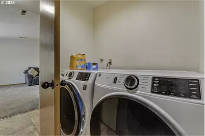 807 NE Sherman St, Sheridan, OR 97378 - Photo 21