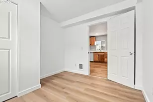 954 NE Norway St, Salem, OR 97301 - Photo 17