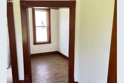 12727 SE Sherman St, Portland, OR 97233 - Photo 15
