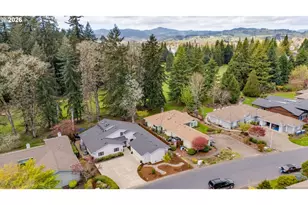 1827 NW Doral St, McMinnville, OR 97128 - Photo 7