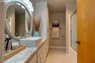 1827 NW Doral St, McMinnville, OR 97128 - Photo 33