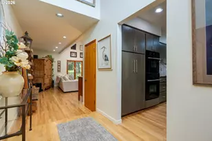 1827 NW Doral St, McMinnville, OR 97128 - Photo 15