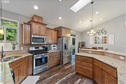 385 N Deer Dr, Otis, OR 97368 - Photo 5