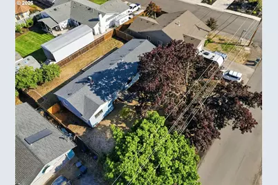 1099 Arcadia Dr, Eugene, OR 97401 - Photo 41