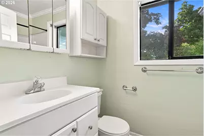 1099 Arcadia Dr, Eugene, OR 97401 - Photo 29