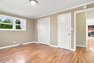 1099 Arcadia Dr, Eugene, OR 97401 - Photo 21