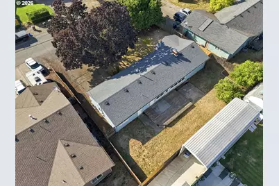 1099 Arcadia Dr, Eugene, OR 97401 - Photo 39