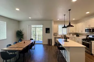 2574 Brackenfern Rd, Eugene, OR 97403 - Photo 3