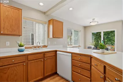 1325 Creekside Ln, Newberg, OR 97132 - Photo 9