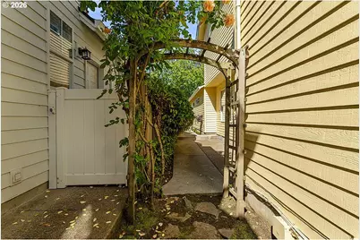 22106 NE Park Ln, Fairview, OR 97024 - Photo 35