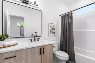 9223 N Seneca St, Portland, OR 97203 - Photo 13