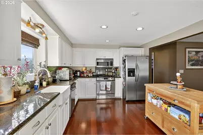 2445 Debok Rd, West Linn, OR 97068 - Photo 13