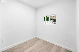 1718 NE Walnut Ave, Wood Village, OR 97060 - Photo 25