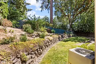 1356 Windsong Ct, Salem, OR 97304 - Photo 35