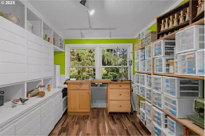 3370 SW Vista Dr, Portland, OR 97225 - Photo 29