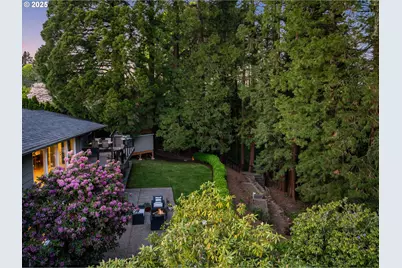 3370 SW Vista Dr, Portland, OR 97225 - Photo 39