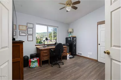 25855 Chinook St, Cloverdale, OR 97112 - Photo 19