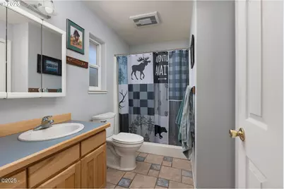 25855 Chinook St, Cloverdale, OR 97112 - Photo 17