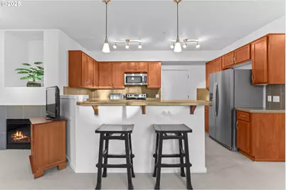 595 NW Lost Springs Ter #303, Portland, OR 97229 - Photo 17