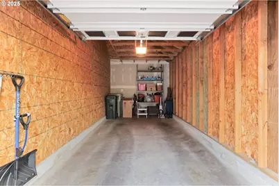 595 NW Lost Springs Ter #303, Portland, OR 97229 - Photo 31