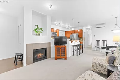 595 NW Lost Springs Ter #303, Portland, OR 97229 - Photo 5